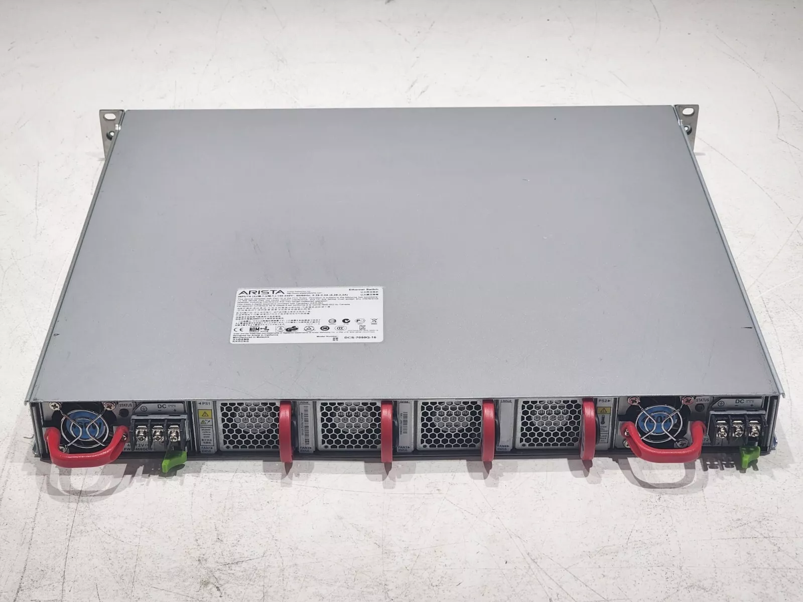 Коммутатор ARISTA DCS-7050Q-16