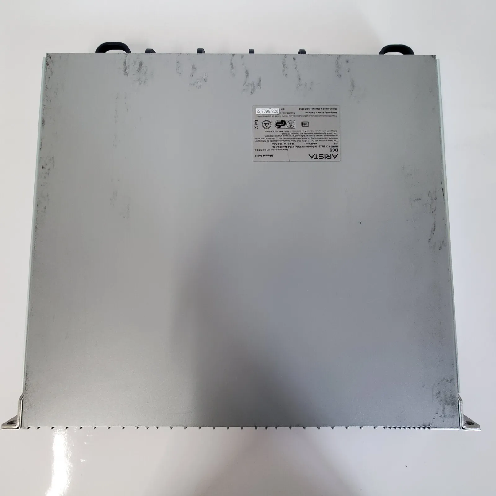 Коммутатор ARISTA DCS-7050S-52