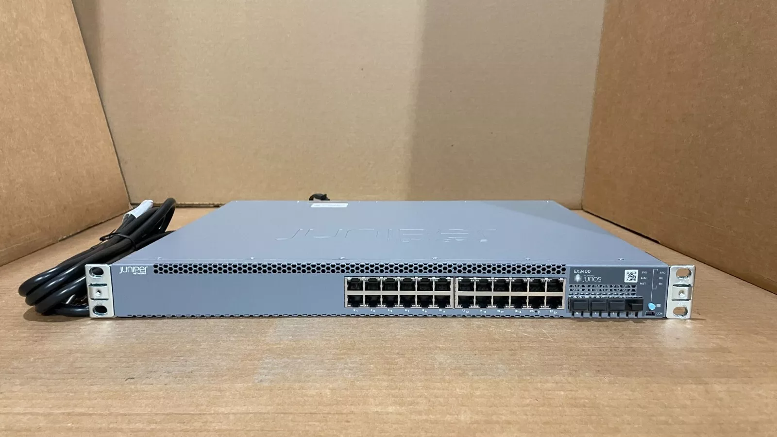 Коммутатор JUNIPER EX3400-24T