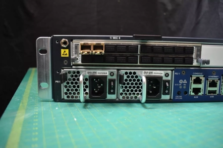 Маршрутизатор Juniper MX10-T-AC