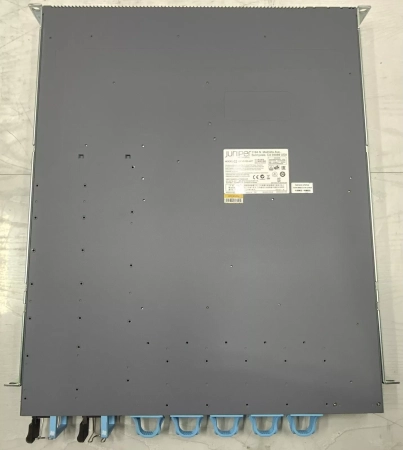 Коммутатор JUNIPER QFX5100-48T-AFO/AFI