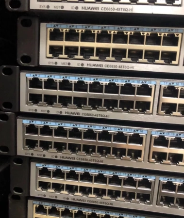Коммутатор Huawei CE6850-48T6Q-HI