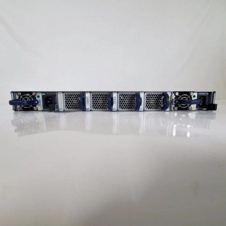 Коммутатор ARISTA DCS-7050S-52