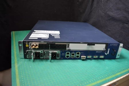 Маршрутизатор Juniper MX10-T-AC